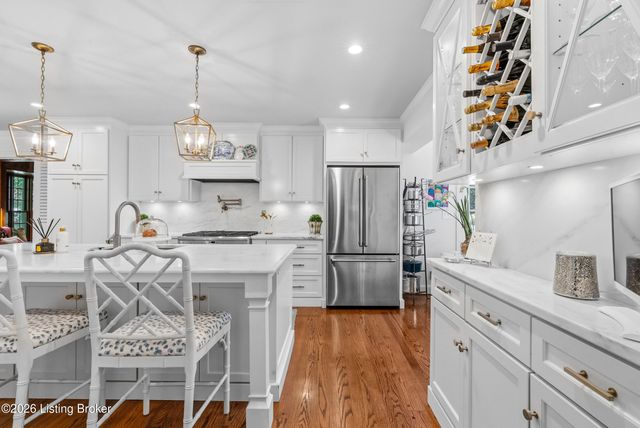 2315 Raleigh Ln, Louisville, KY 40206