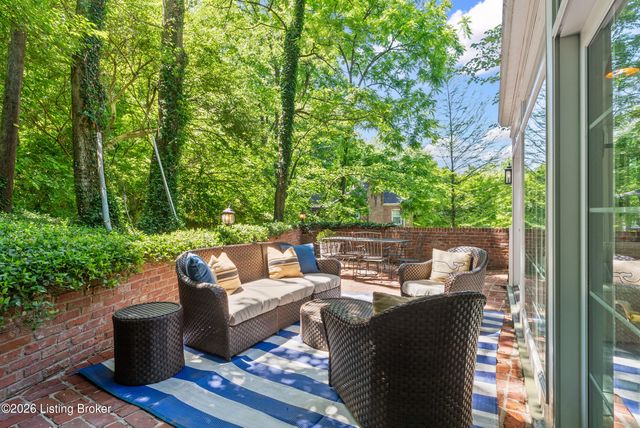 2315 Raleigh Ln, Louisville, KY 40206