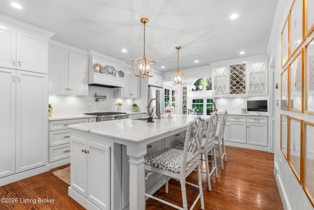 2315 Raleigh Ln, Louisville, KY 40206