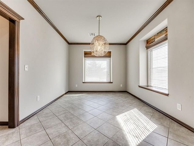 17400 White Hawk Drive, Edmond, OK 73012