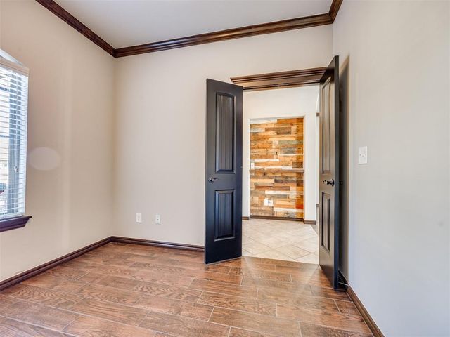 17400 White Hawk Drive, Edmond, OK 73012