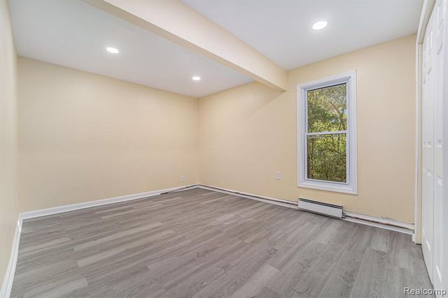 4641 Cove Road, West Bloomfield, MI 48323