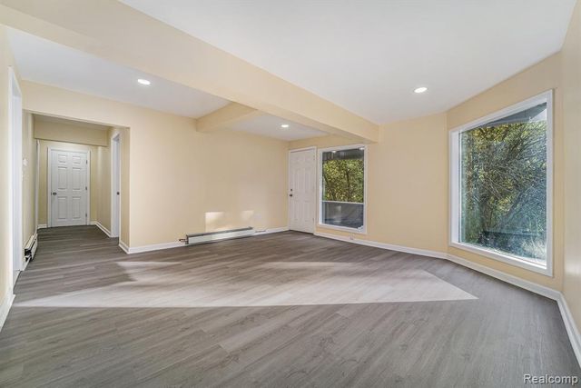 4641 Cove Road, West Bloomfield, MI 48323