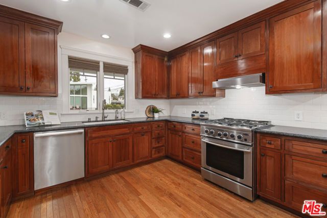 11951 Aneta Street, Culver City, CA 90230