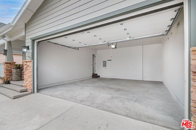 11951 Aneta Street, Culver City, CA 90230