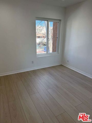 18350 Hatteras Street 278, Tarzana (los Angeles), CA 91356