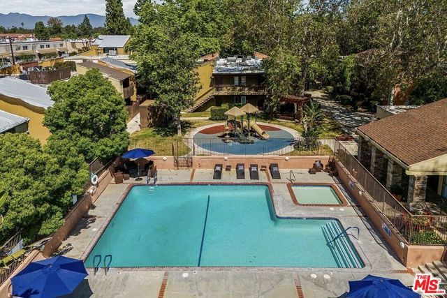 18350 Hatteras Street 278, Tarzana (los Angeles), CA 91356