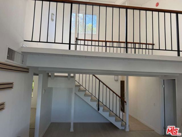 18350 Hatteras Street 278, Tarzana (los Angeles), CA 91356