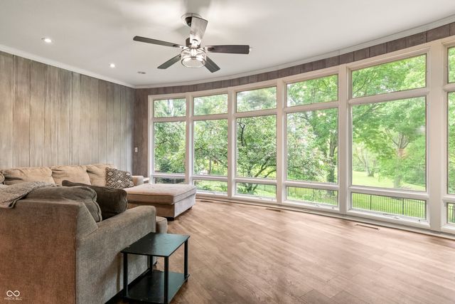 10 Overlook Drive, Anderson, IN 46011