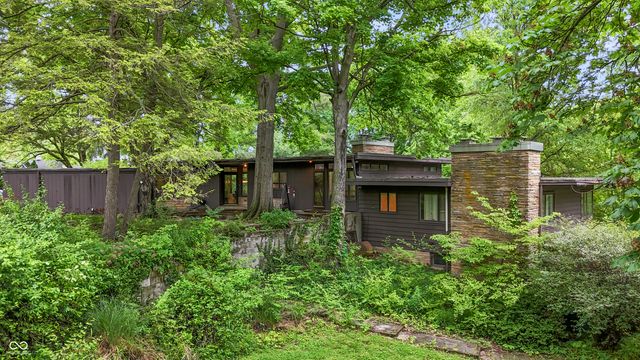 10 Overlook Drive, Anderson, IN 46011