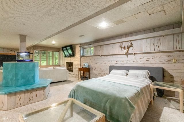 10 Overlook Drive, Anderson, IN 46011