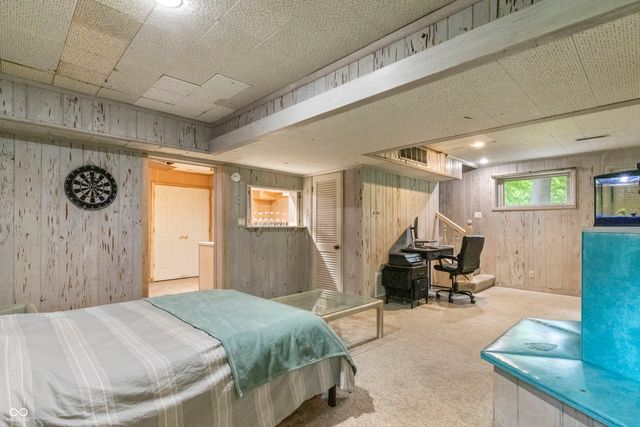 10 Overlook Drive, Anderson, IN 46011
