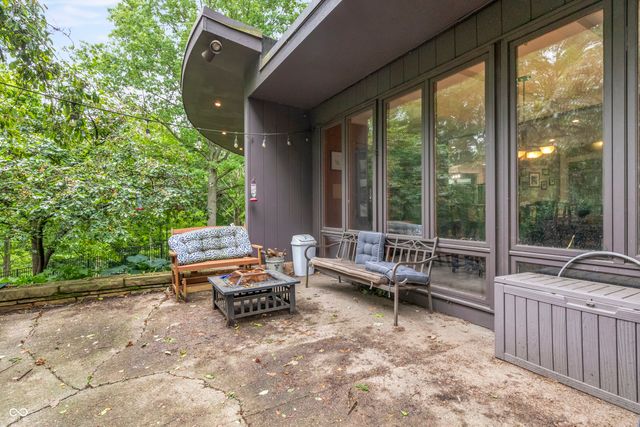 10 Overlook Drive, Anderson, IN 46011