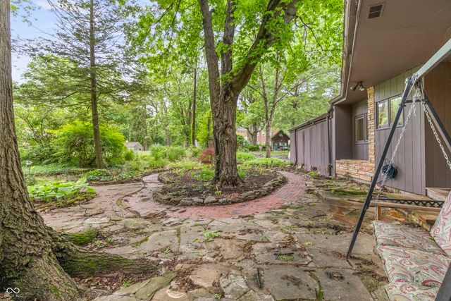 10 Overlook Drive, Anderson, IN 46011
