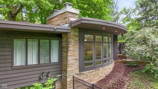 10 Overlook Drive, Anderson, IN 46011