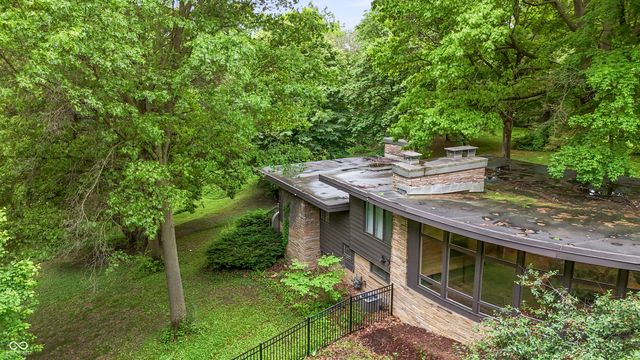 10 Overlook Drive, Anderson, IN 46011