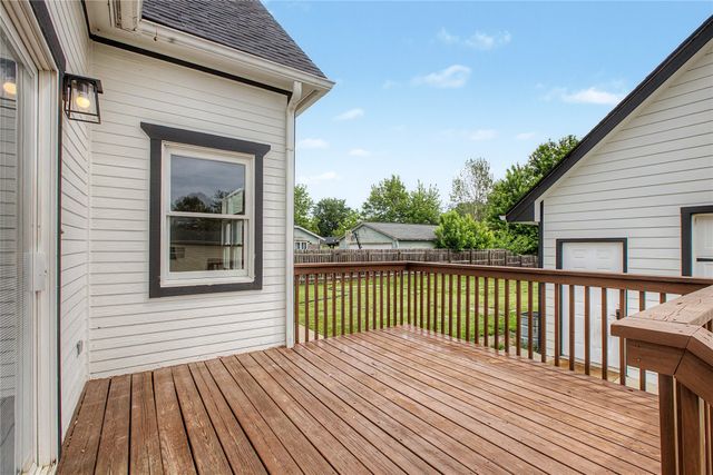 317 Elm Avenue SW, Mitchellville, IA 50169
