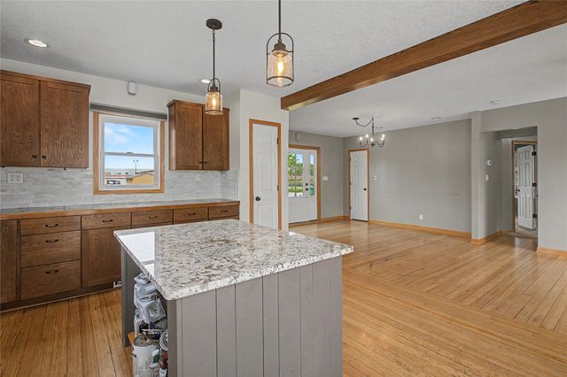 317 Elm Avenue SW, Mitchellville, IA 50169