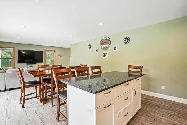 133 Rowley Hill Rd, Sterling, MA 01564
