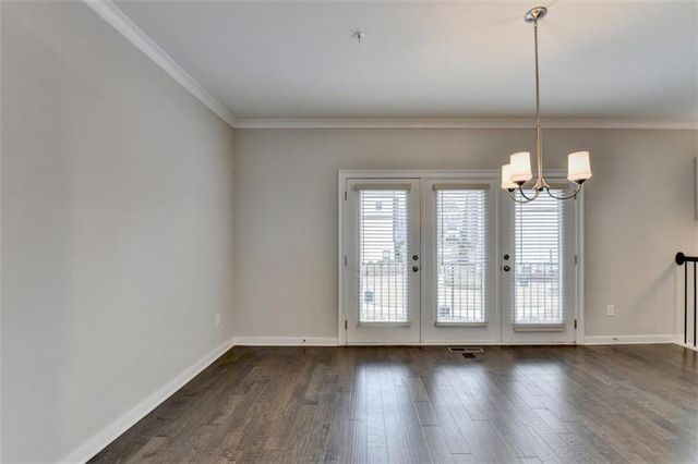 2083 Holtz Lane, Atlanta, GA 30318