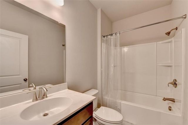 2083 Holtz Lane, Atlanta, GA 30318