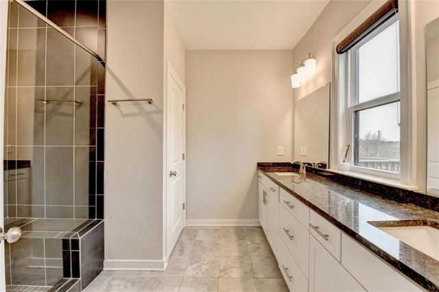 2083 Holtz Lane, Atlanta, GA 30318