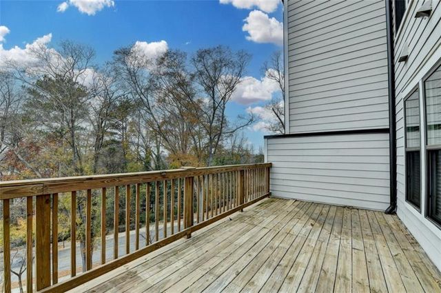 2083 Holtz Lane, Atlanta, GA 30318