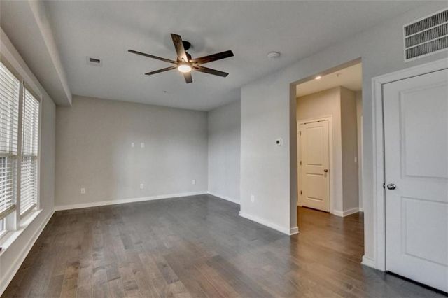 2083 Holtz Lane, Atlanta, GA 30318