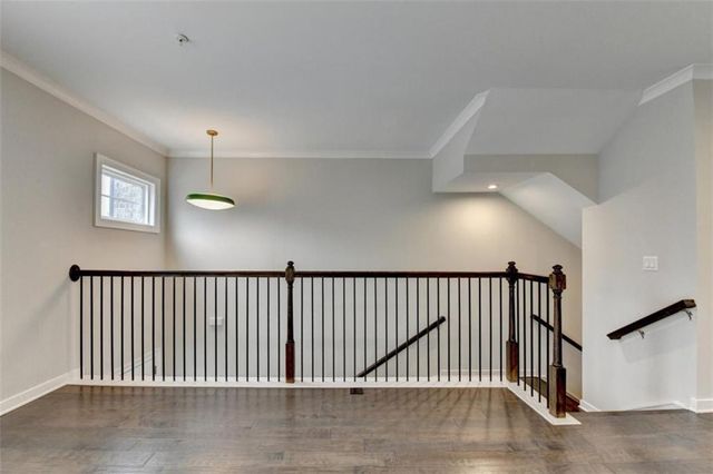 2083 Holtz Lane, Atlanta, GA 30318