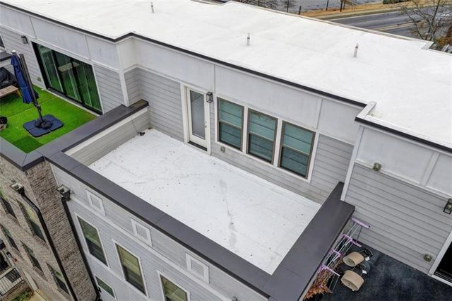 2083 Holtz Lane, Atlanta, GA 30318