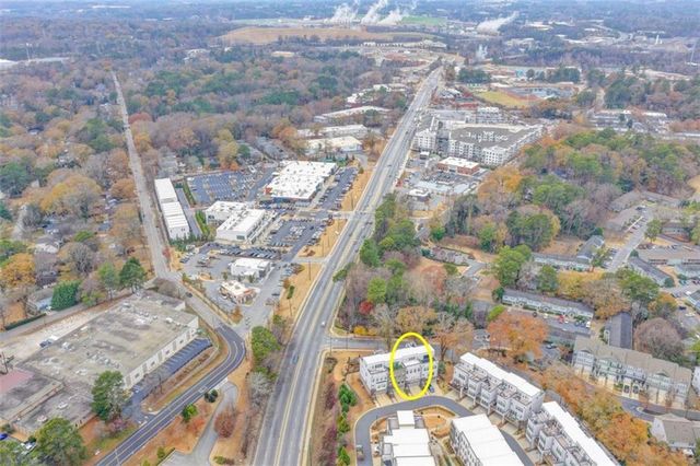 2083 Holtz Lane, Atlanta, GA 30318