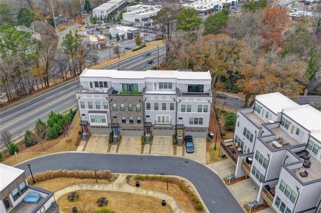 2083 Holtz Lane, Atlanta, GA 30318