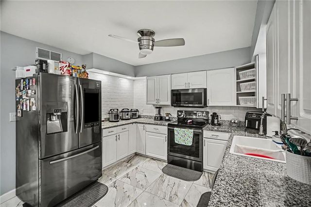 5024 N CHELSEA Avenue, Kansas City, MO 64119