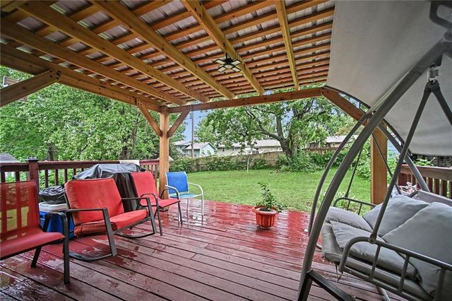 5024 N CHELSEA Avenue, Kansas City, MO 64119