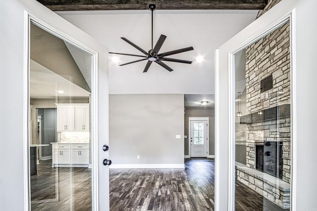 93 Panorama Drive, Hot Springs Village, AR 71909