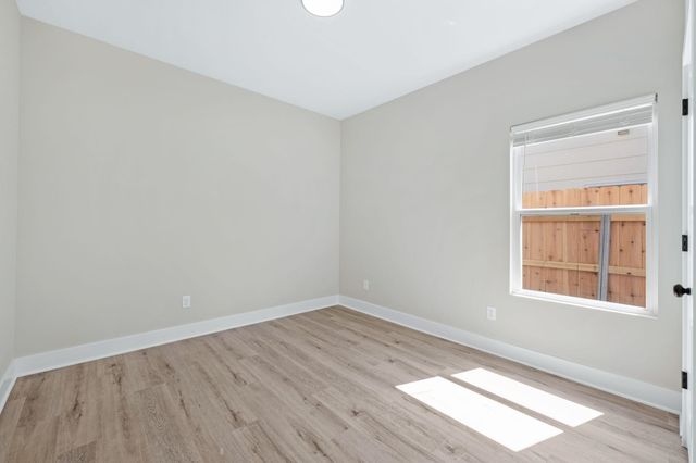 505 E Harper St, Valley Center, KS 67147