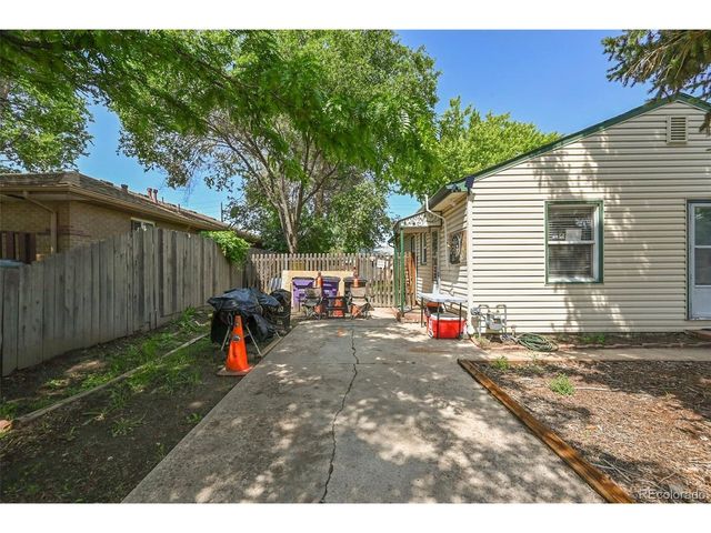 735 S Krameria St, Denver, CO 80224