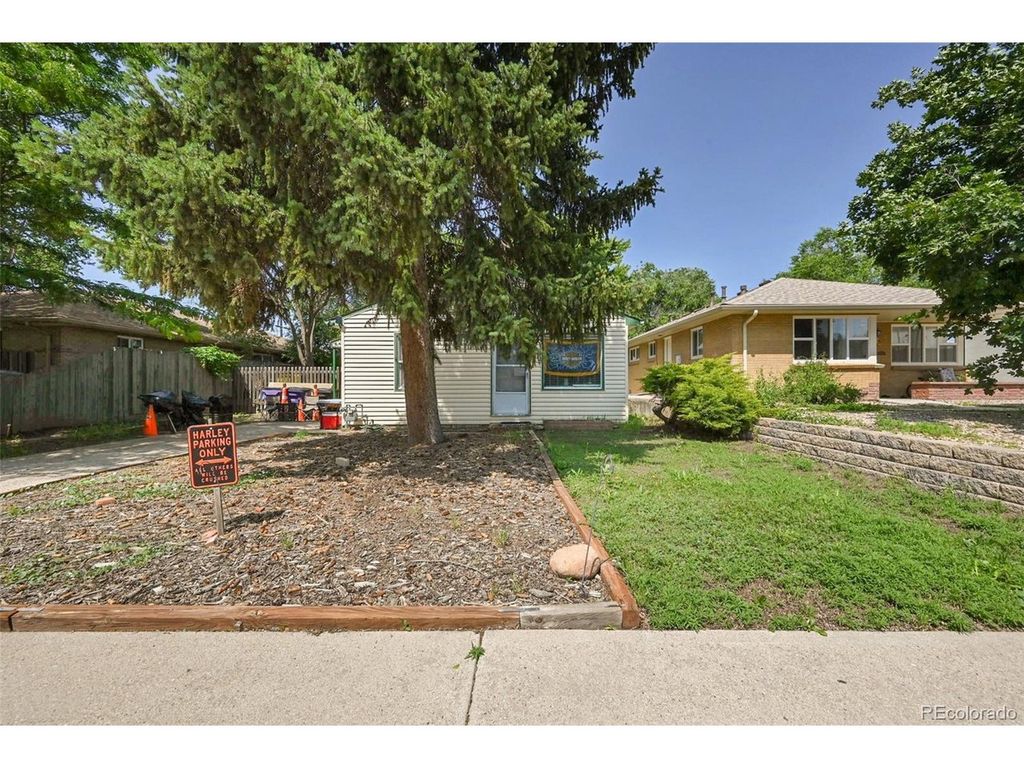 735 S Krameria St, Denver, CO 80224