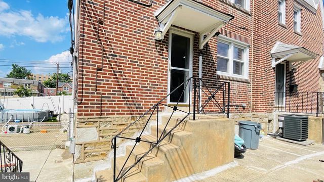 8136 FARNSWORTH ST, Philadelphia, PA 19152