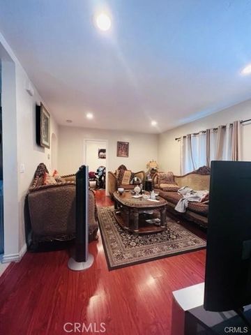 20802 Pioneer Boulevard, Lakewood, CA 90715