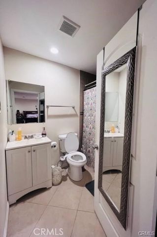 20802 Pioneer Boulevard, Lakewood, CA 90715