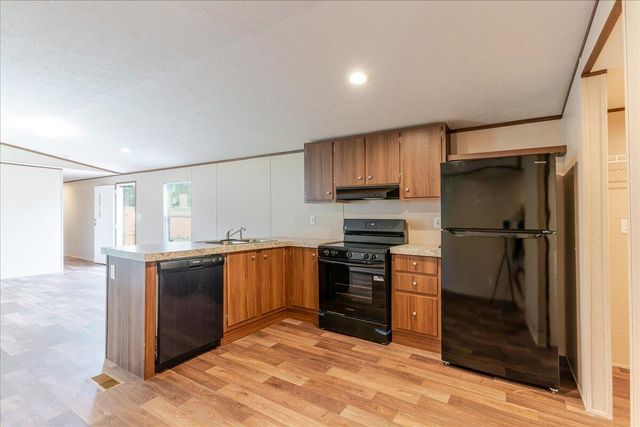 96 Hiott Street, Barnwell, SC 29812