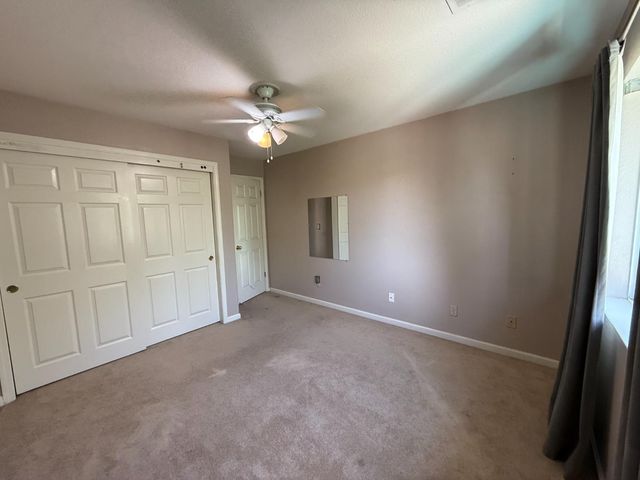 217 Castile Ln, Turlock, CA 95382