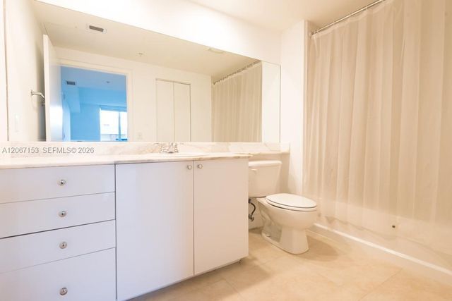 18800 NE 29th Avenue 427, Aventura, FL 33180