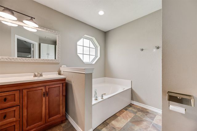 5552 Ewing Lane, Royse City, TX 75189