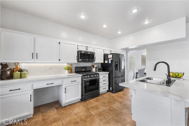 1728 Blackberry Court, Palmdale, CA 93551