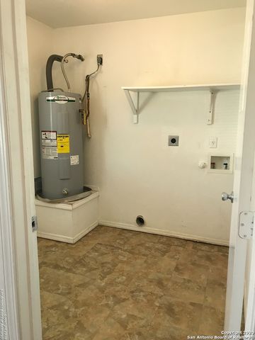 2717 WILSON BLVD, San Antonio, TX 78201
