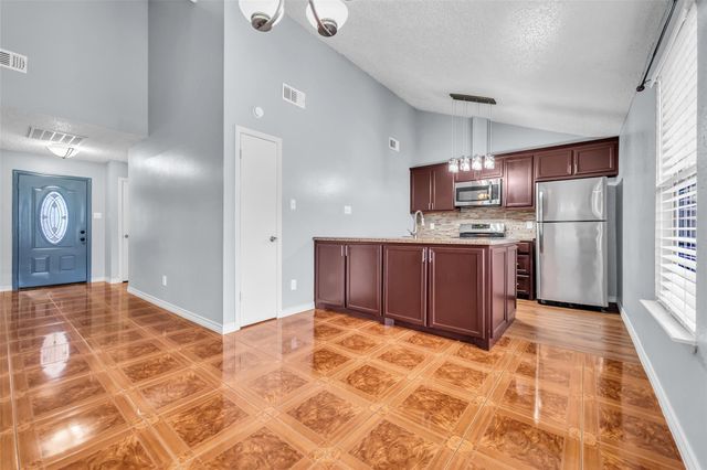 4407 Daisy Meadow Drive, Katy, TX 77449