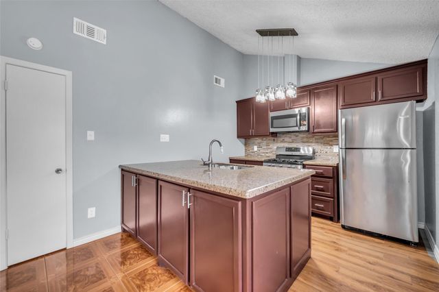 4407 Daisy Meadow Drive, Katy, TX 77449