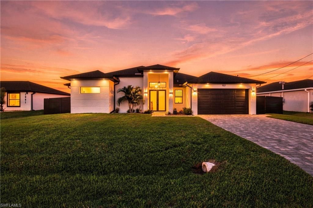 927 NE 13th PL, CAPE CORAL, FL 33909 — exterior